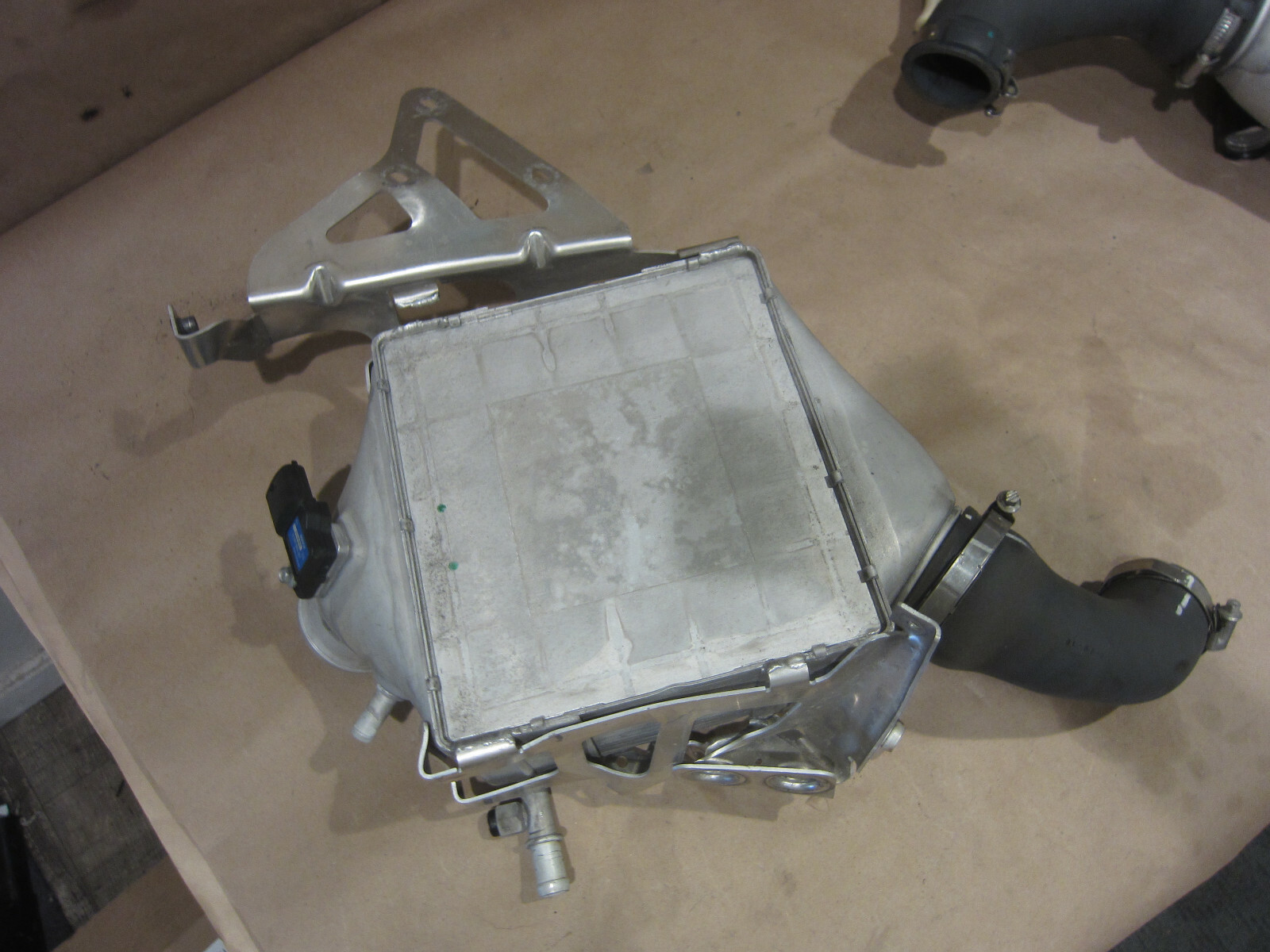 McLaren 570S - LH Turbo Intercooler - PN 13F0302CP
