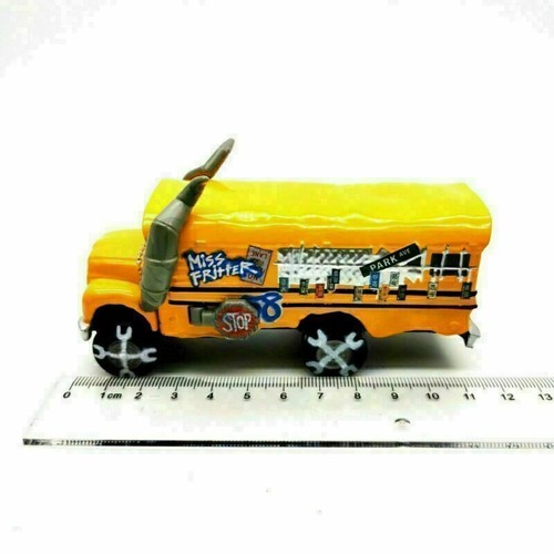 Disney Pixar Cars Mcqueen Mater Sally Queen Frank Fritter Toy Diecast 1:55 Car - Foto 26 di 161
