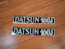 Datsun Violet 160J 710 side Emblem Badge Genuine P/N 78830K1901 x2 pcs.(pair)