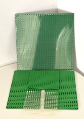 Lego 813 Green Baseplate 32x32 New 16 x16 Clear & Green 16x32 Lot