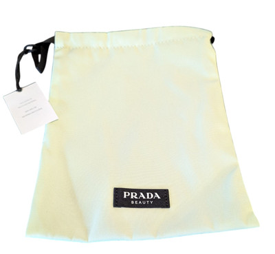 都会のエレガンス【PRADA】 ナイロン ビューティーケース Prada Beauty Light Green Pastel Pouch Travel Drawstring Bag