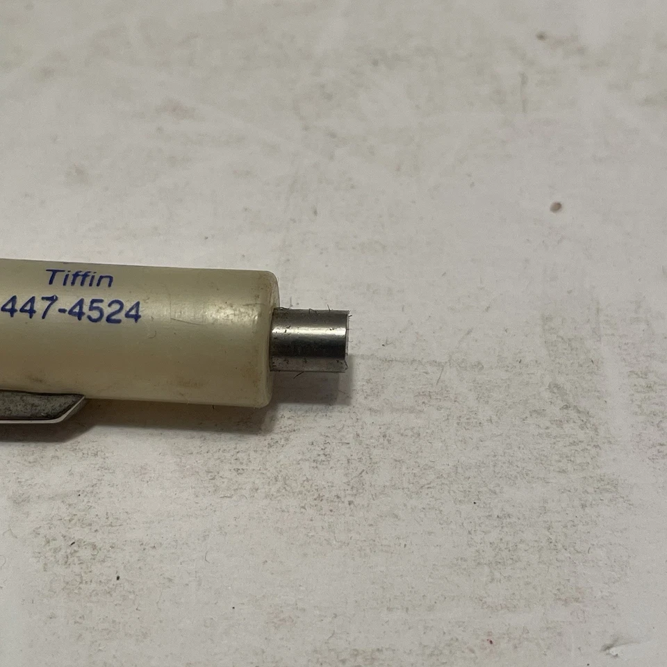 BUCKEYE AUTO PARTS PROMOTIONAL POCKET STANDARD SCREWDRIVER W/CLIP & MAGNET TOP - Image 4 of 4