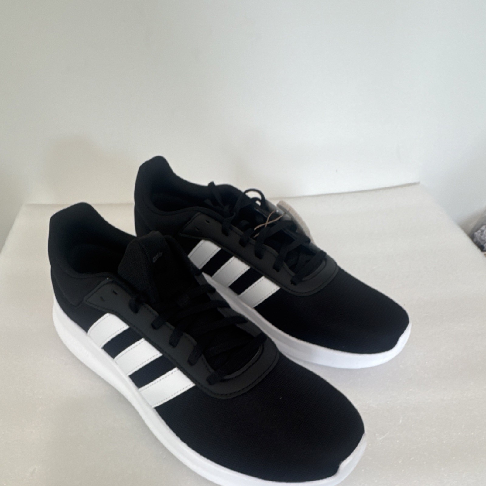 adidas 11m Cloudfoam Comfort Black White Men's Athletic Sneakers Mesh Low Top