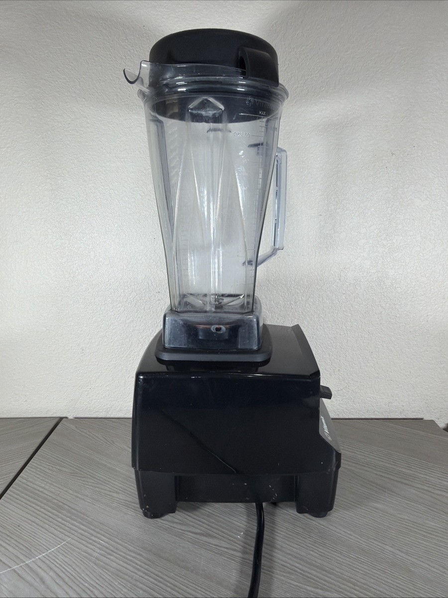 Vitamix Total Nutrition Center 黒　VMO111 Total Nutrition Center - Classic Blenders CA