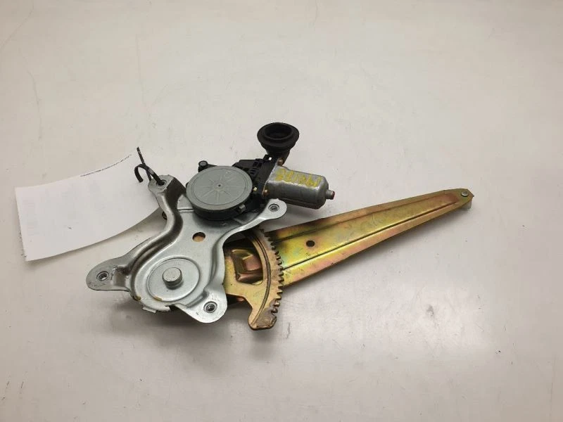 Toyota 4runner SR5 2004 deportivo lado del conductor puerta trasera ventana conjunto regulador Foto 4 de 4