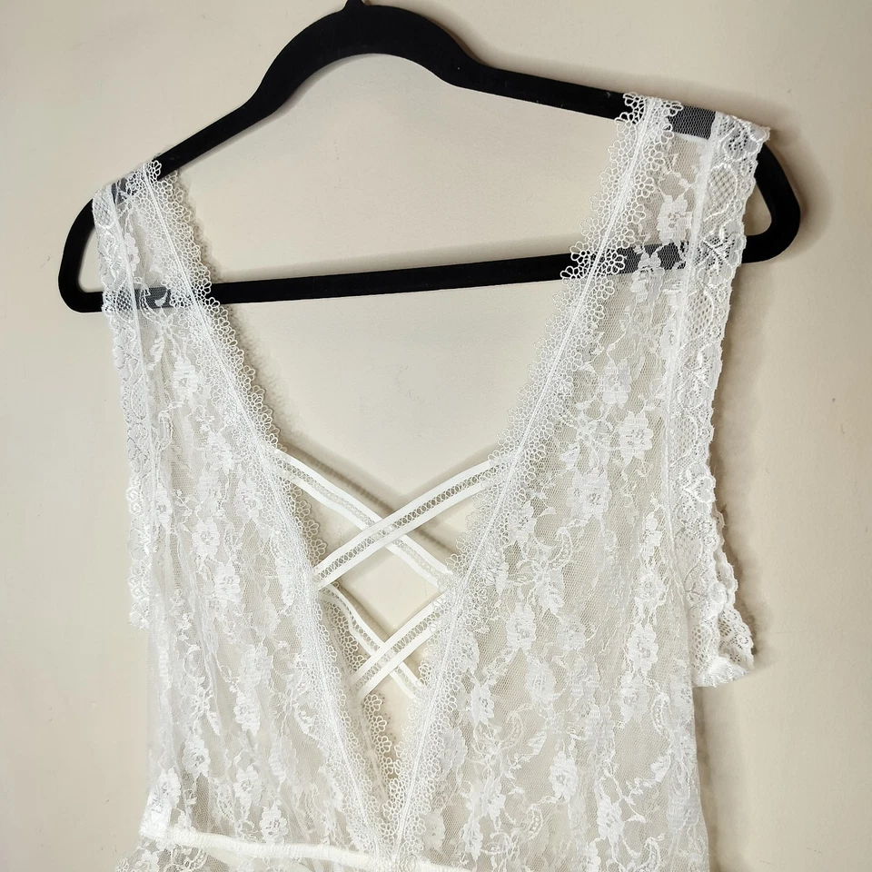 Frederick’s of Hollywood 花卉花边泰迪 1X 弹出透明紧身衣裤内衣 — 第 4/4 张图片