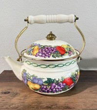 Théière ancienne en laiton émaillé motif fruit Cornucopia rétro mamie chic