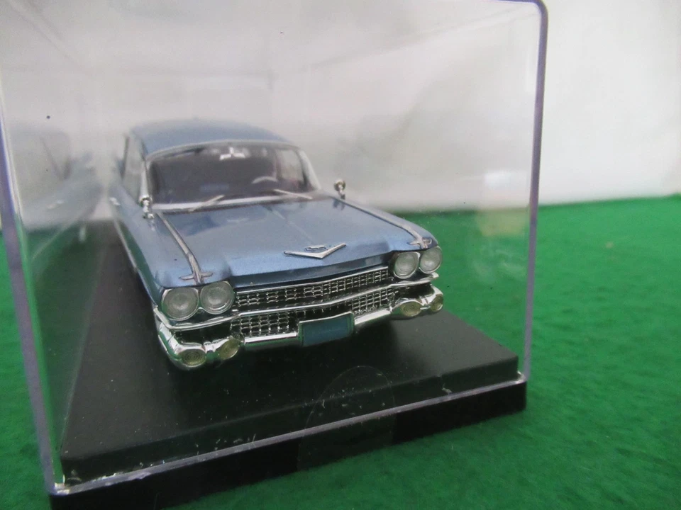 NEO 1959 CADILLAC S&S SUPERIOR LANDAU HEARSE SCALE 1:43 NEO45261 - Image 2 of 4