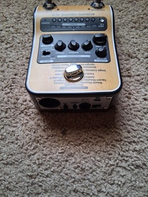 The Zoom AC-2 Acoustic Creator 