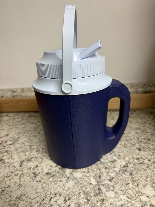 Gott Handle Cooler Water Jug Bottle Sports 1/2 Gallon Made In USA