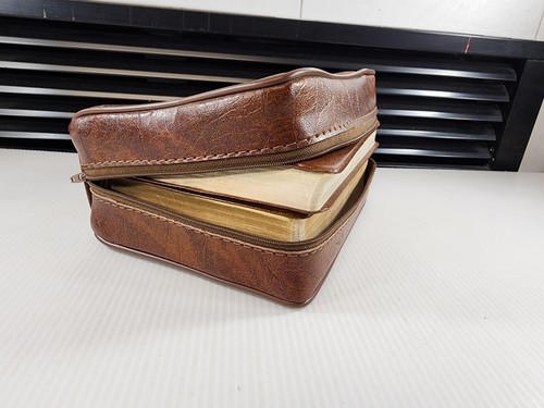 LDS Book of Mormon & Bible Scripture Set 7"×5" NO MARKS with Carrying Case 70's - Foto 6 di 24
