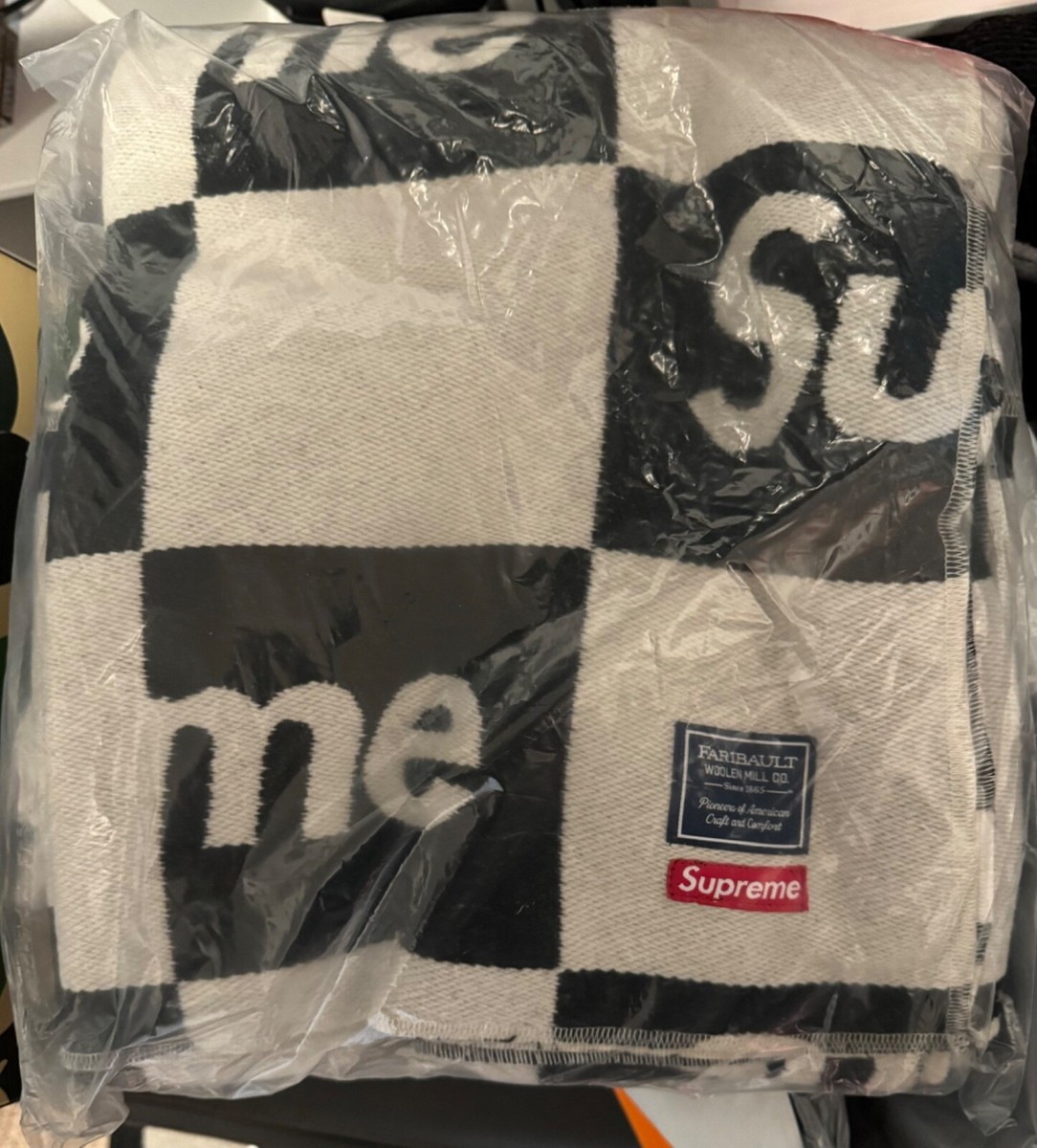 Supreme Faribault Woolen Mill Checkerboard Wool Throw black Supreme Faribault Woolen Mill Checkerboard Wool Throw black