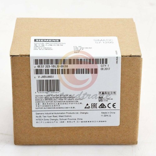 Ein Neu Siemens 6ES7223-1BL32-0XB0 Plc Modul 6ES7 223-1BL32-0XB0 - Bild 2 von 2