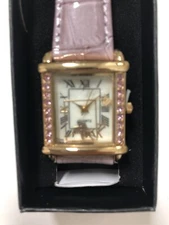 New Avon Montre-Bracelet Lavender Strap Quartz Watch