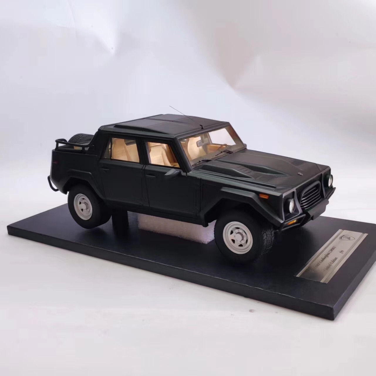 1/18 Lamborghini LM002 SUV BLACK No KYOSHO Collection Gift