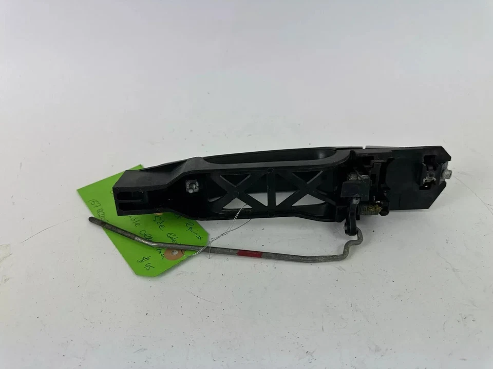 Maçaneta externa traseira esquerda Chevrolet Equinox 2010-2017 fabricante de equipamento original preta - Imagem 2 de 4