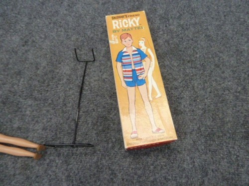 Skipper's Friend Ricky by Mattel Stock n. 1090 Con Scatola Originale 1964 - Foto 9 di 13