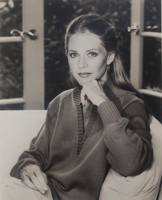 Lindsay Wagner Vintage 8x10 BW Photo
