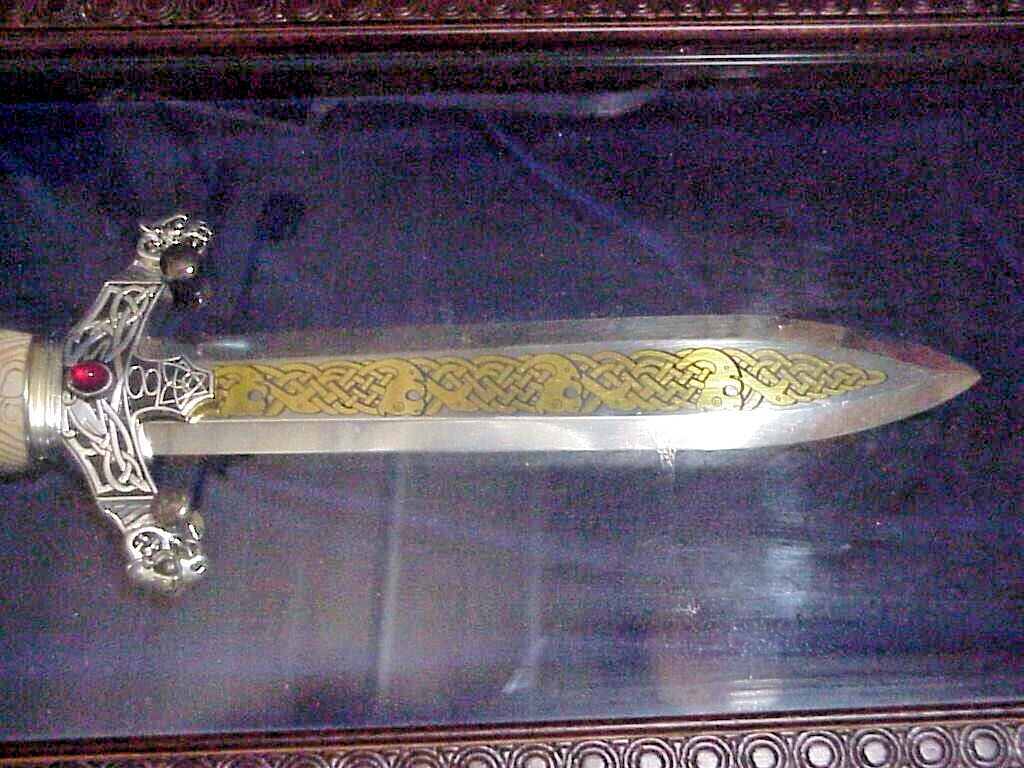 Rare Franklin Mint 1988 The Viking Dragon Knife Dagger By Sid Burt