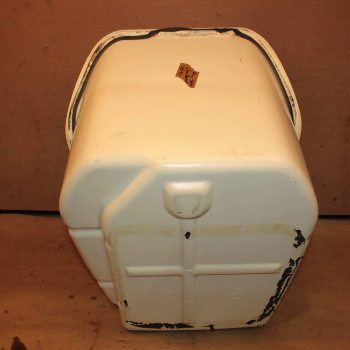 Yamaha 1995-1996 Wave Venture 700 Front Storage Compartment Yamaha 1995-1996 Wave Venture 700 Front Storage Compartment