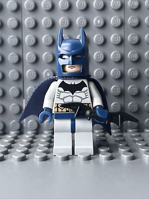 Fixing LEGO The Batman (2022) Official Minifig vs. Custom 