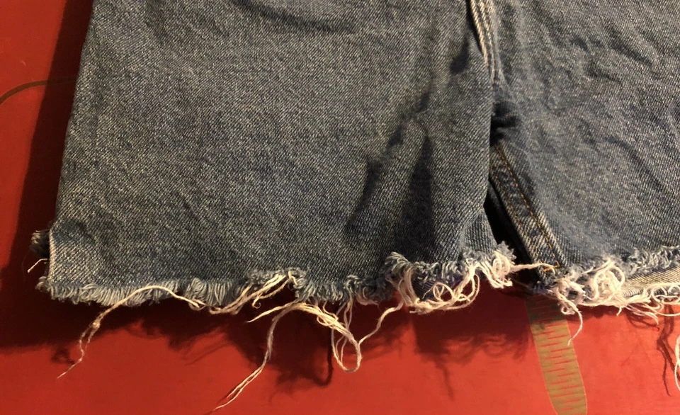 Pantalones cortos de mezclilla para mamá de cintura alta talla 4 DENIM CO 4” entrepierna Foto 4 de 4