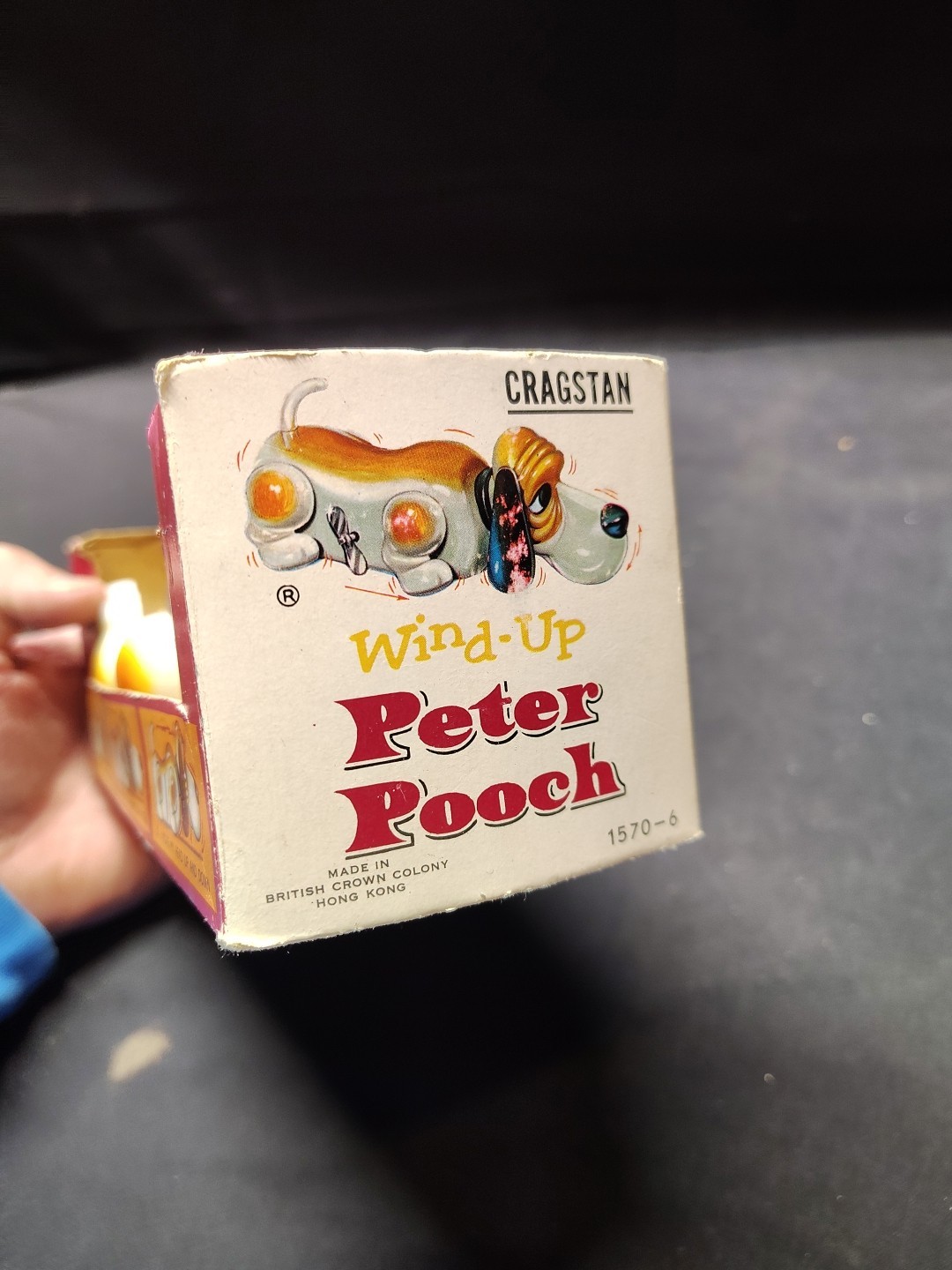 VINTAGE Cragstan Wind Up PETER POOCH Toy Dog 1570-6 HONG KONG Vanda