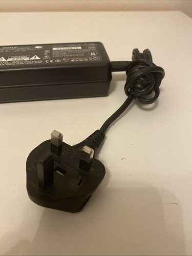 Genuine Sony AC-L10B 8.4V 1.5A Mains Charger for Camcorders Tested Working - Picture 4 of 6