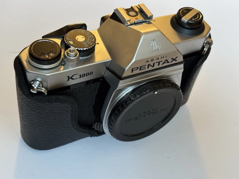 Asahi Pentax K1000 in hervorragendem Zustand inkl. orig. Tasche - Bild 2 von 4