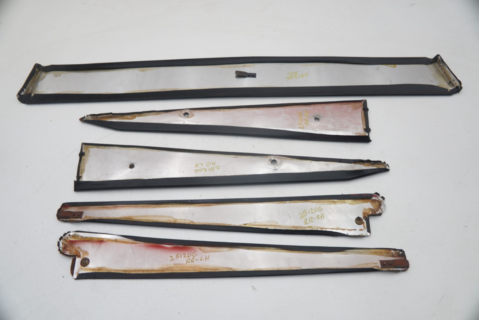 Set Rear Upper Side Cover Trim Panel Black Leather OEM Ferrari Mondial Cabriolet