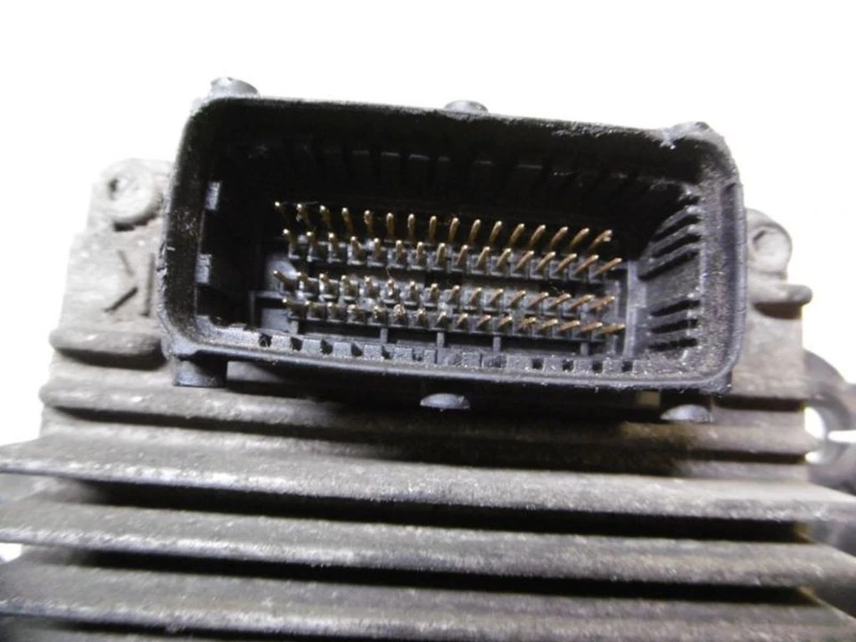 Chevrolet Lacetti 2005 Motorsteuergerät ECU 94580123 AOJ54107 - Immagine 2 di 4