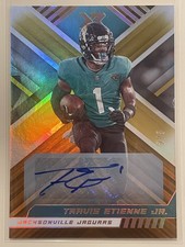 2022 Panini XR - Travis Etienne #34 Gold Autographs /5 (AU)