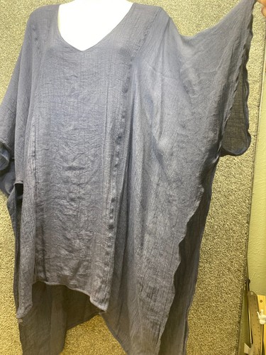Umgee + Womens XL/1XL Poncho Top Cover Up V Neck Open Sides Textured Lagenlook - Picture 8 of 11