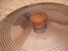 Vintage domed covered pie/cake carrier with plate, very good cond — photo 3