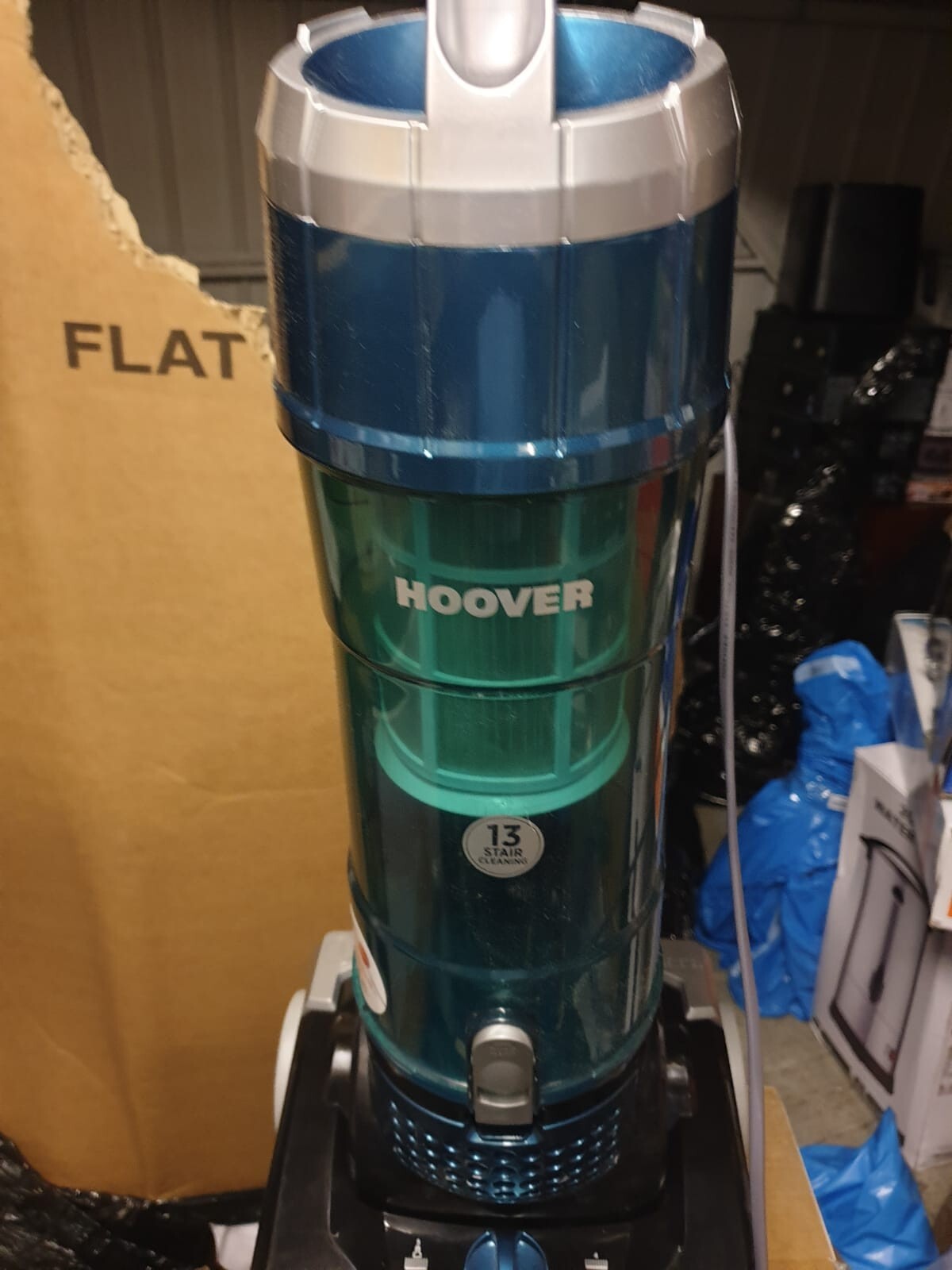 Hoover TH31BO01 Bagless Upright Vacuum Cleaner Breeze Evo Lightweight