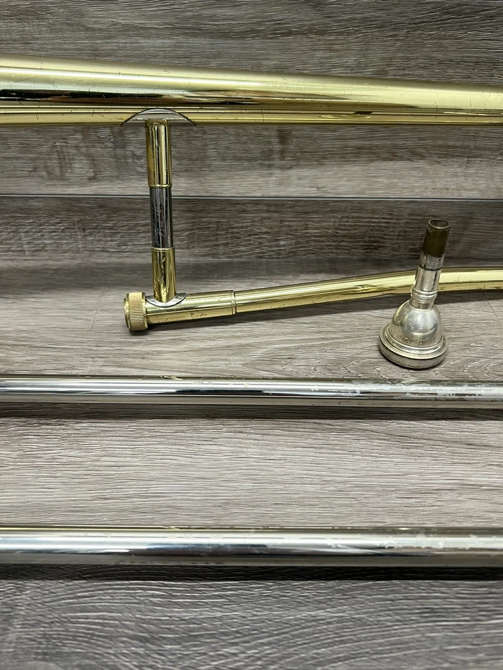 Jupiter Brand JSL-432 Trombone W/ Mouthpiece & Hard Case - Image 4 of 4