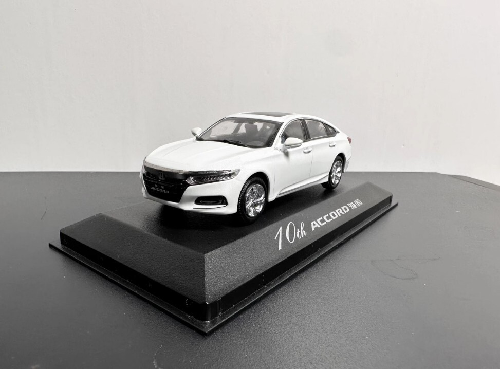 Honda Accord 1/43スケールモデル ホワイト 1/43 Dealer Edition Honda Accord Car Die Cast Model White the 10th