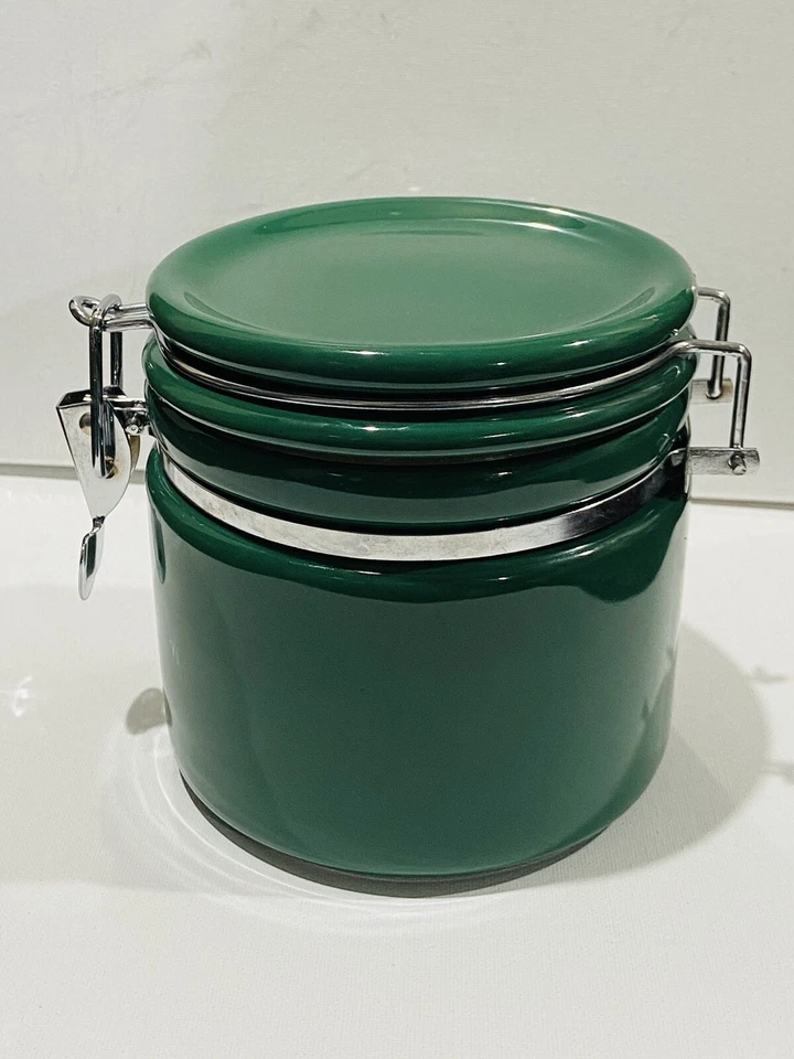 Taza de café Pioneer Wonan crema con lunares verdes y bote de café a juego Foto 4 de 4