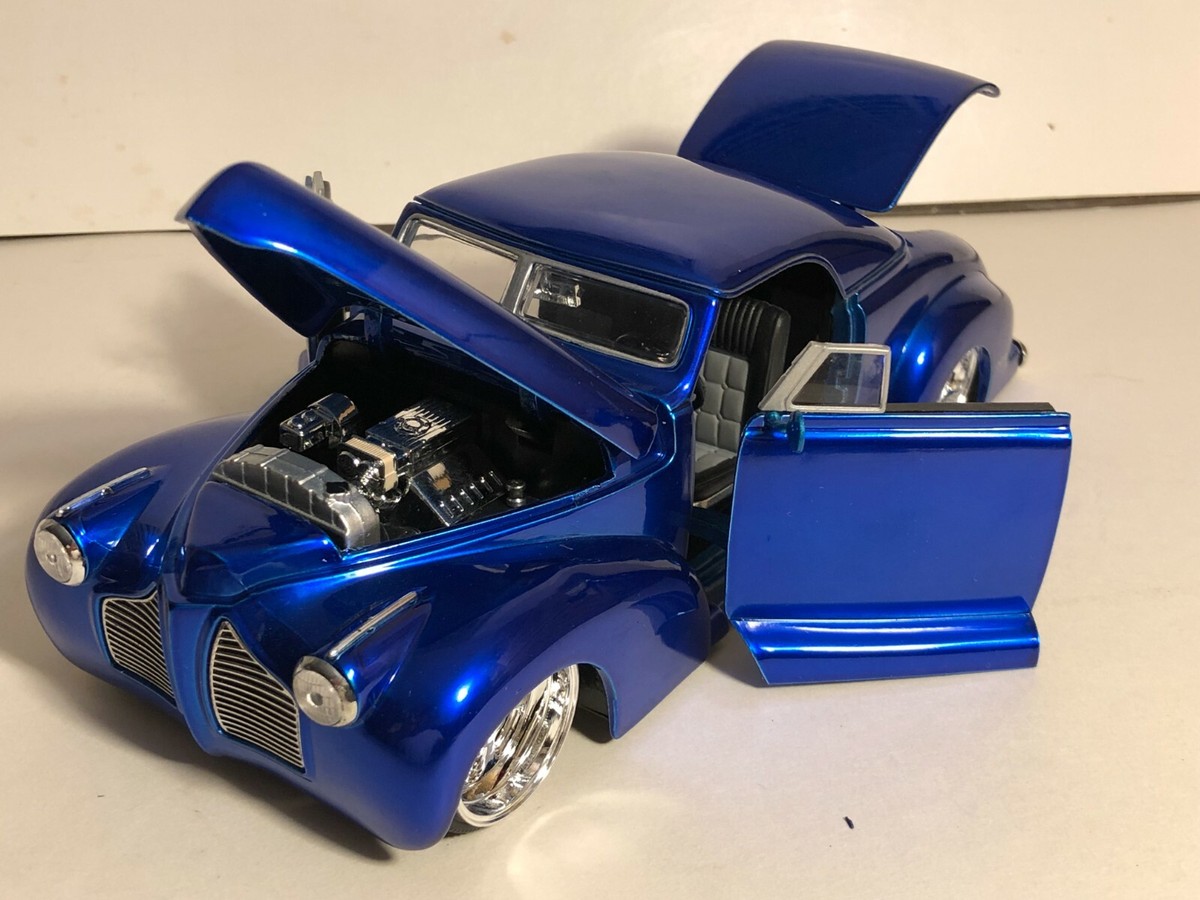 JADA DUB CITY OLDSKOOL 1940 PONTIAC BLUE 1:24 DIECAST MODEL CAR