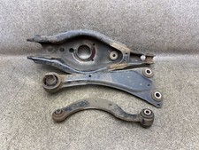 Querlenker hinten rechts 165Tkm Toyota Avensis T27 Kombi 13.1893.156