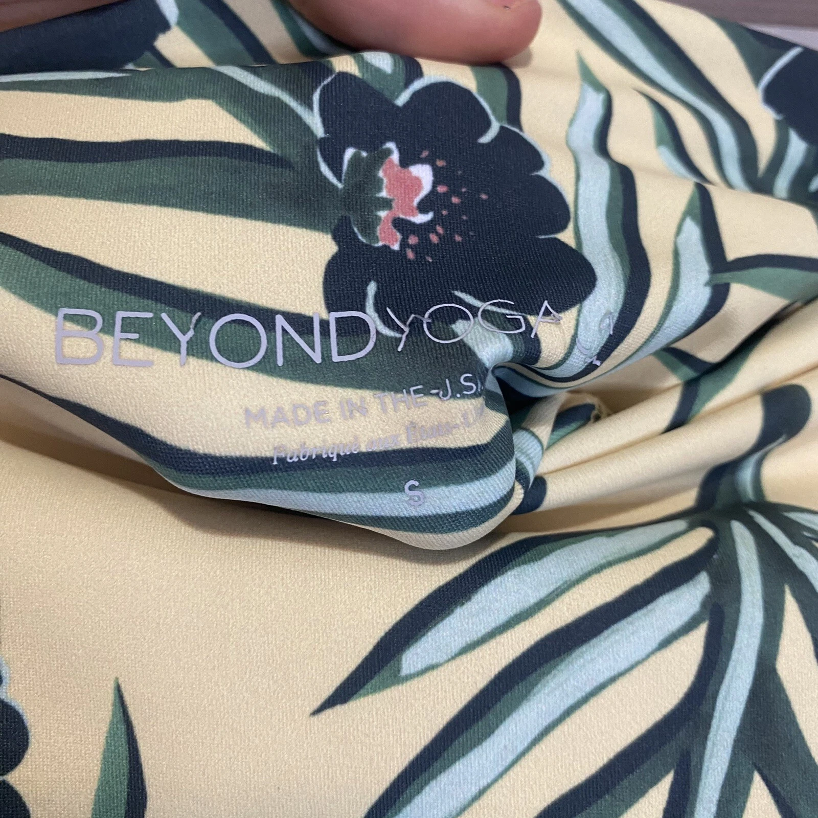 beyond-yoga olympus sunrise floral high rise leggings