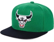  6HSSJS18091-CBUGNBK MENS NBA CHICAGO BULLS 2 TONE CLASSIC SNAPBACK
