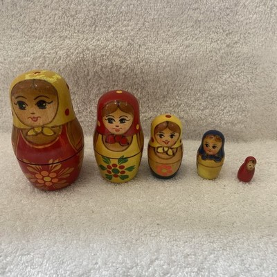 Set Nesting Dolls Russian Matryoshka Doll 5 Handpainted Flowers Red - Unmarked