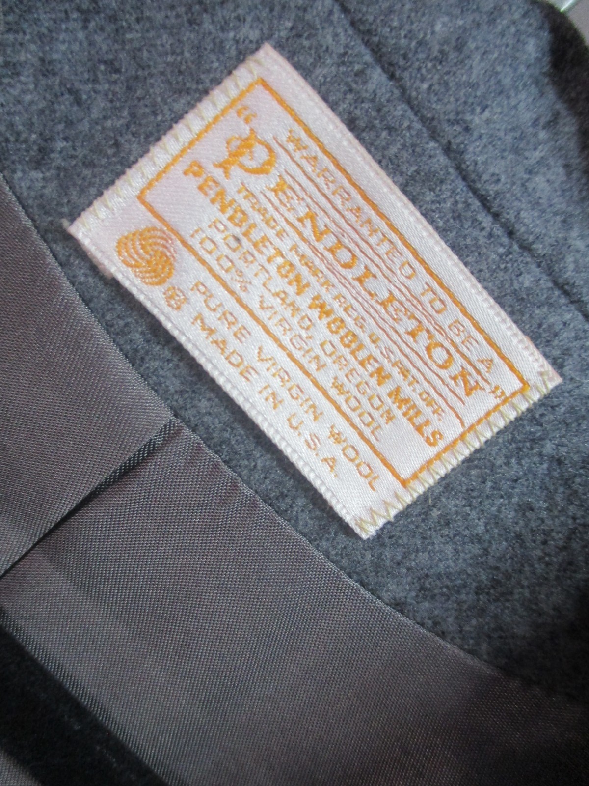 Vtg PENDLETON 10 / M ? Gray 2 Button Jacket Blaze… - image 2