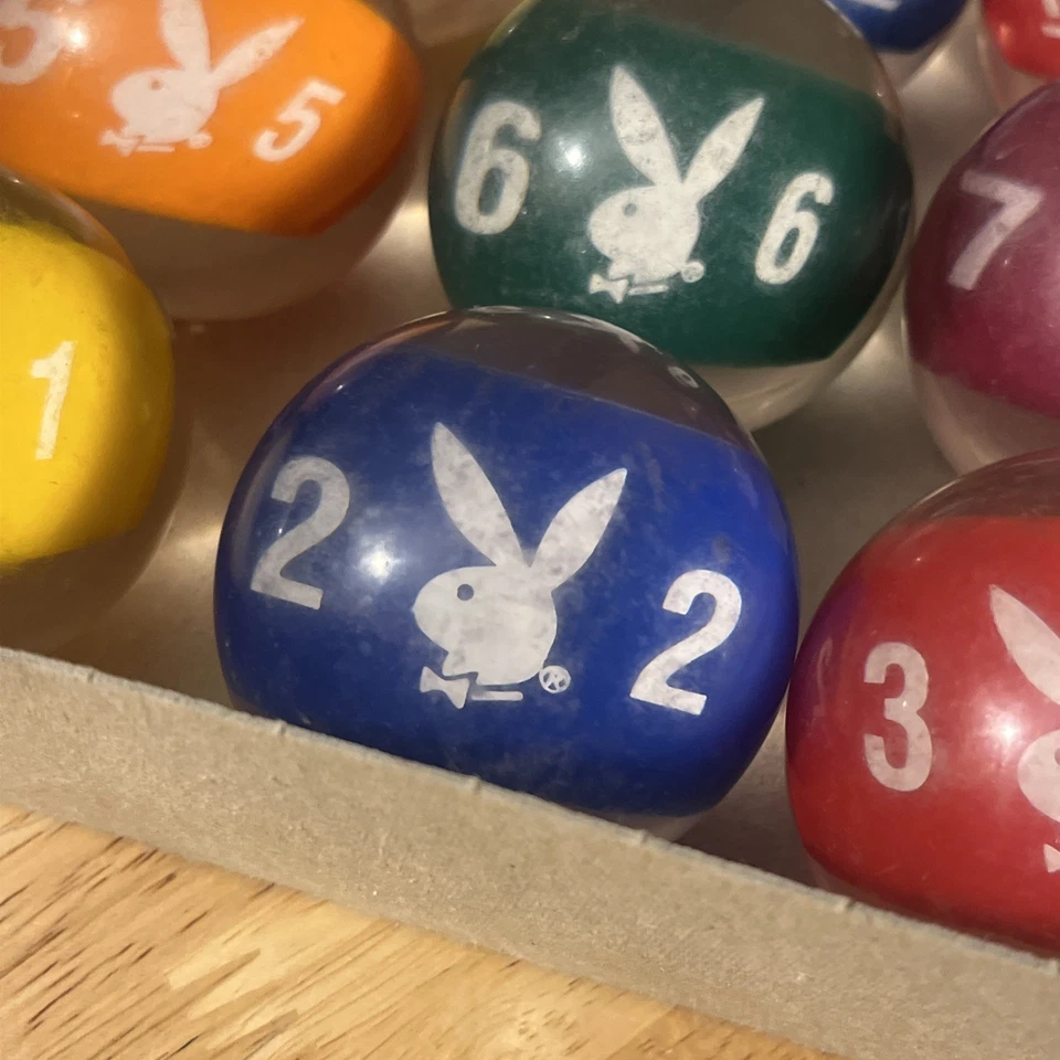 Juego de bolas de billar acrílico transparente vintage EPCO Playboy Bunny Foto 3 de 4