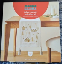 MONDO LLAME TABLE RUNNER KIT CRAFT STITCH PAINT HOLIDAY WINTER CHRISTMAS NEW