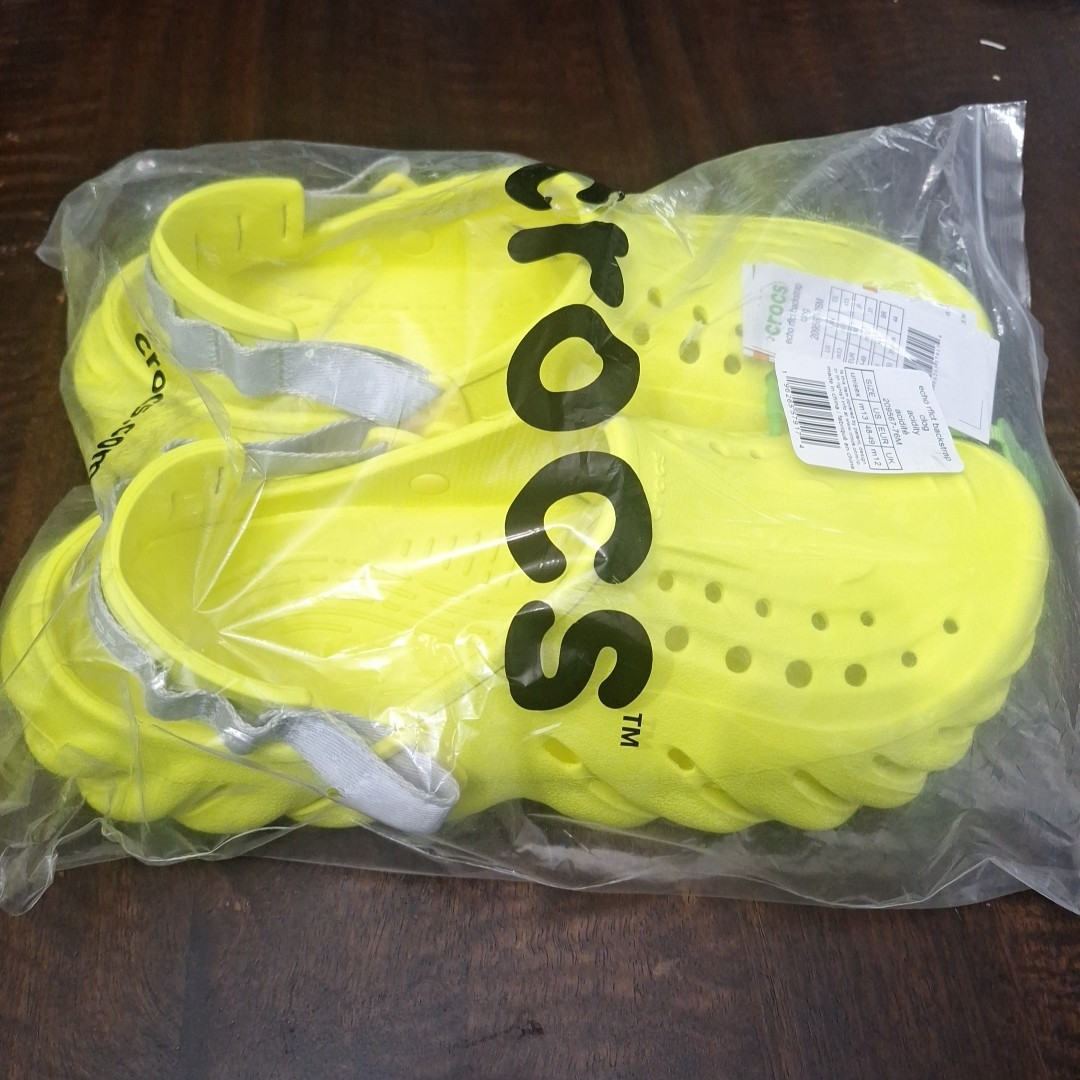 Crocs Echo Clog with Reflective Strap Color Acidity Men display picture 1