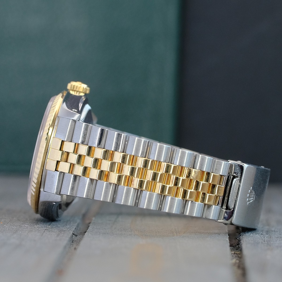 Rolex Mens Datejust 16233 Two-Tone Red Vignette Dial Watch w