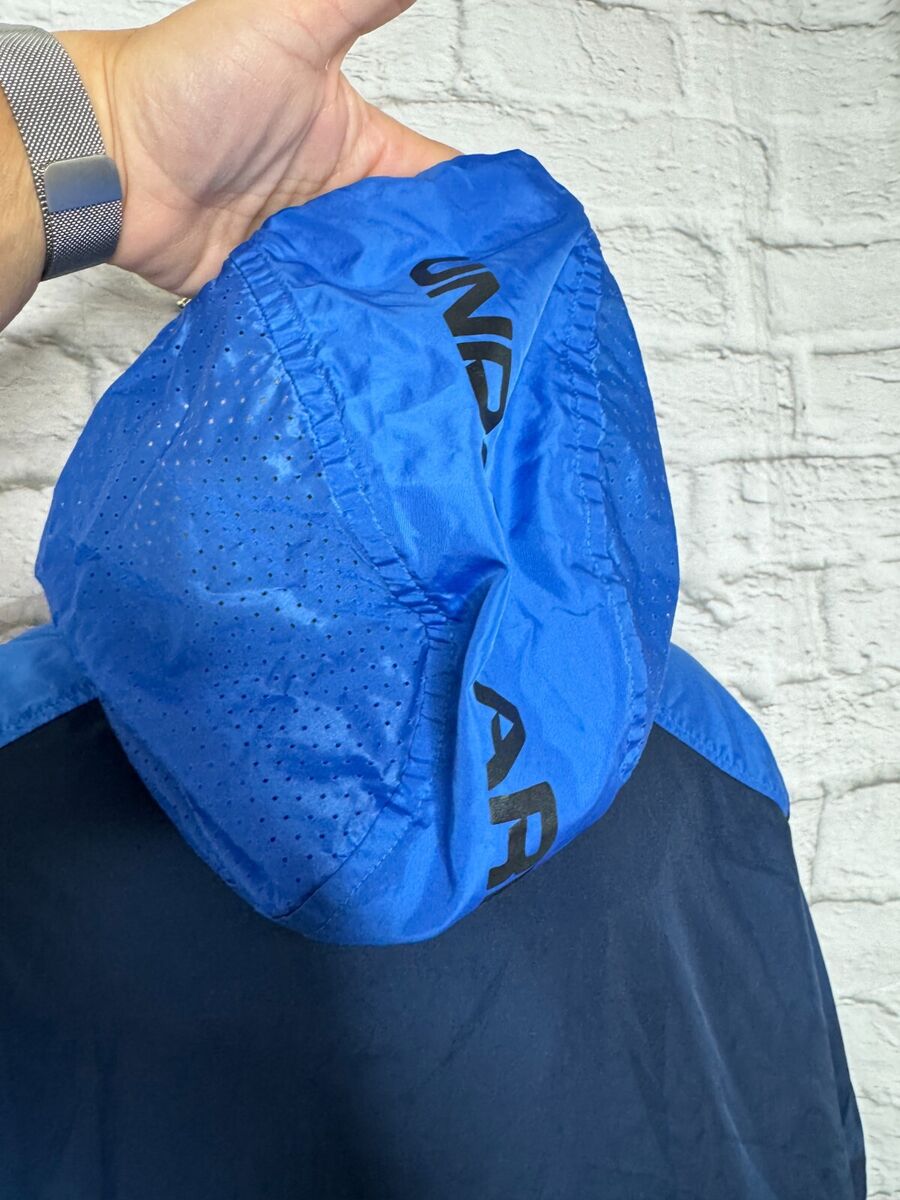 Under Armour UA Sportstyle Windbreaker Lightweight Jacket Under Armour UA Sportstyle Windbreaker Lightweight Jacket
