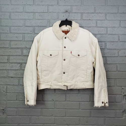 $148 Womens Size M Levis Premium Cozy 
